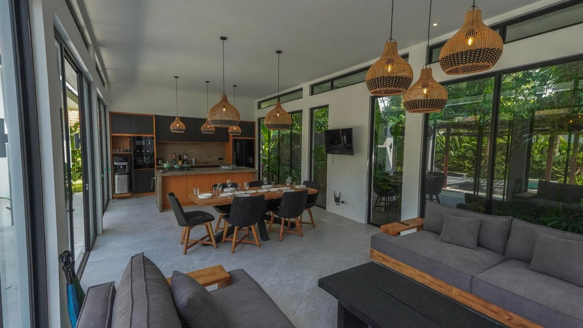 Villa Casa Crush Uluwatu 3 Bedrooms Indonesia