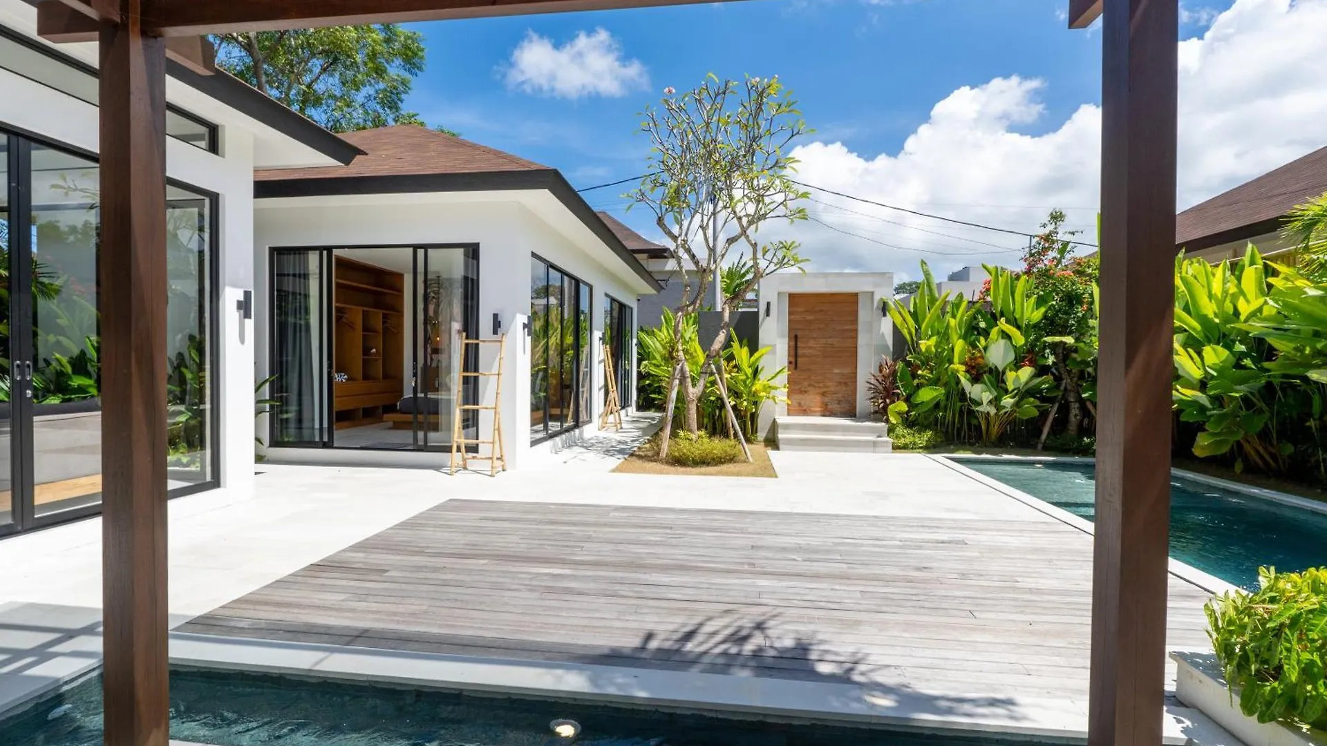 Villa Casa Crush Uluwatu 3 Bedrooms Indonesia